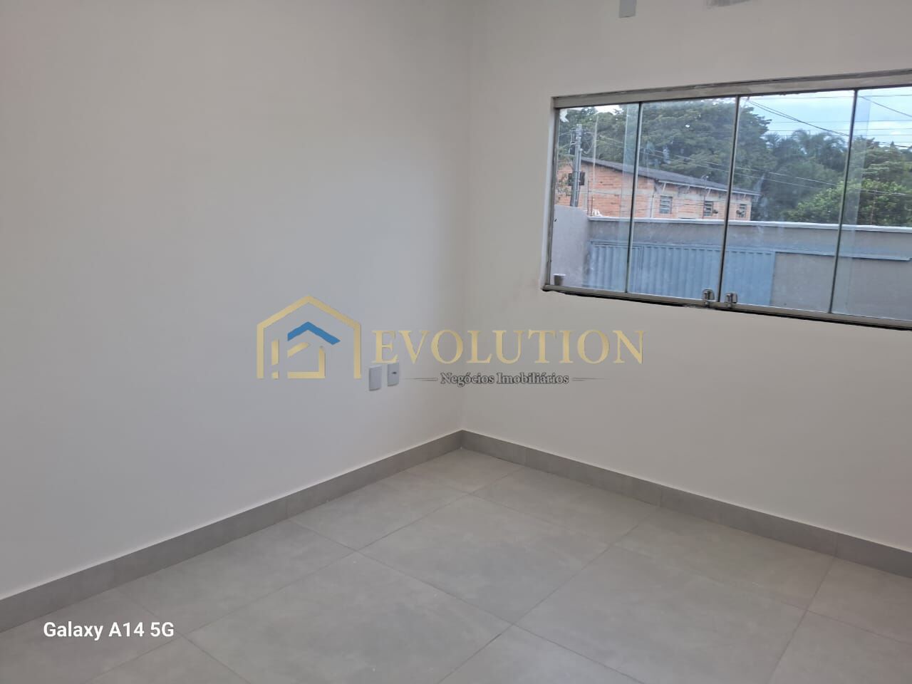 Casa à venda com 3 quartos, 99m² - Foto 10