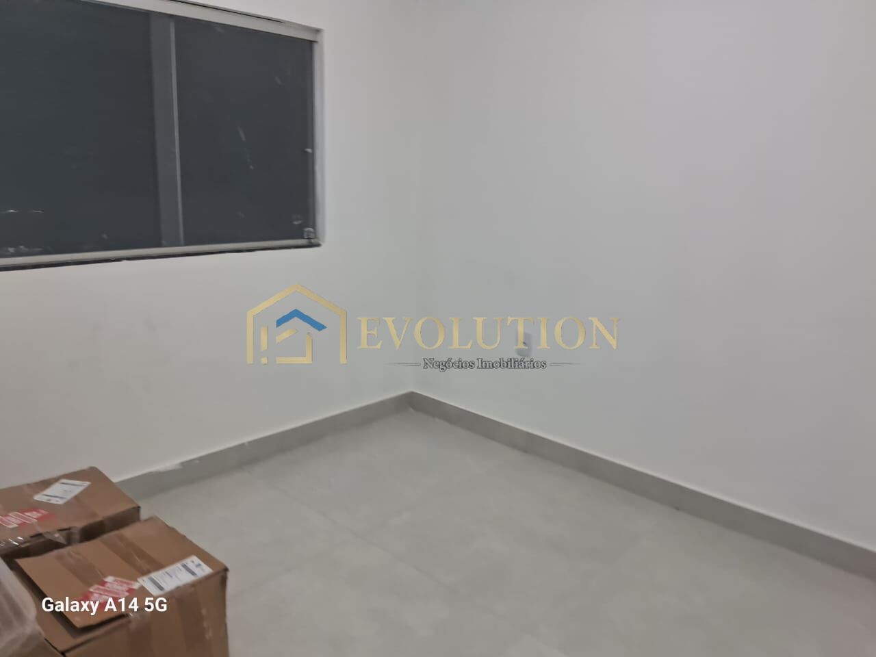 Casa à venda com 3 quartos, 99m² - Foto 12