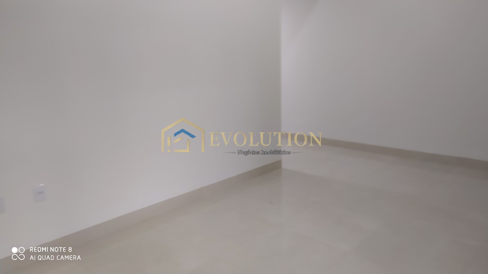 Casa à venda com 3 quartos, 115m² - Foto 11