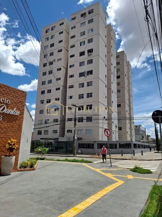 Apartamento à venda com 2 quartos, 57m² - Foto 1