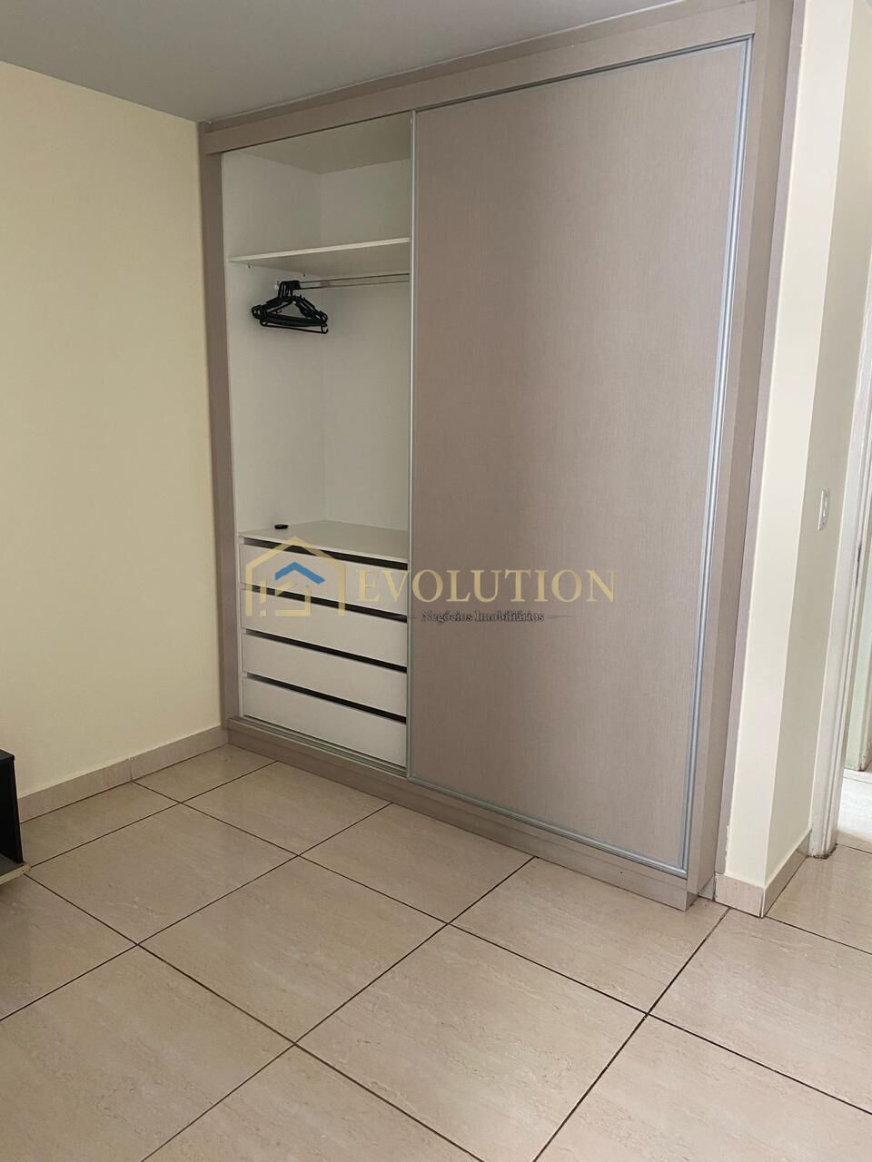 Apartamento à venda com 2 quartos, 57m² - Foto 4