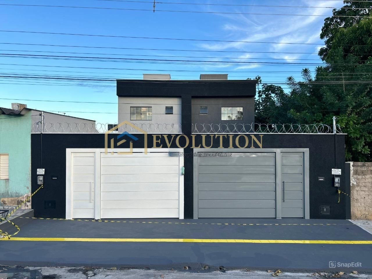 Sobrado à venda com 3 quartos, 97m² - Foto 1