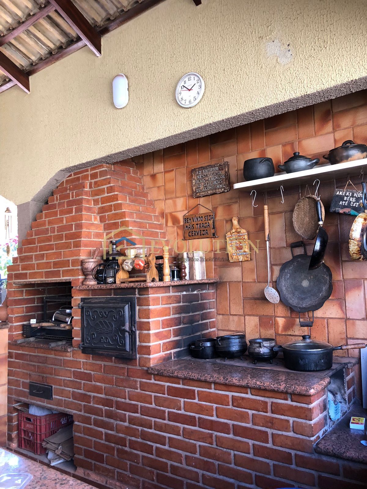 Casa à venda com 3 quartos, 186m² - Foto 3