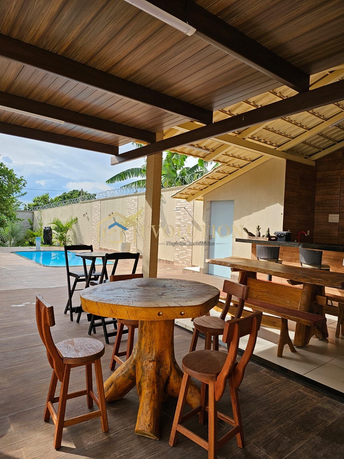 Chácara à venda com 4 quartos, 1300m² - Foto 3