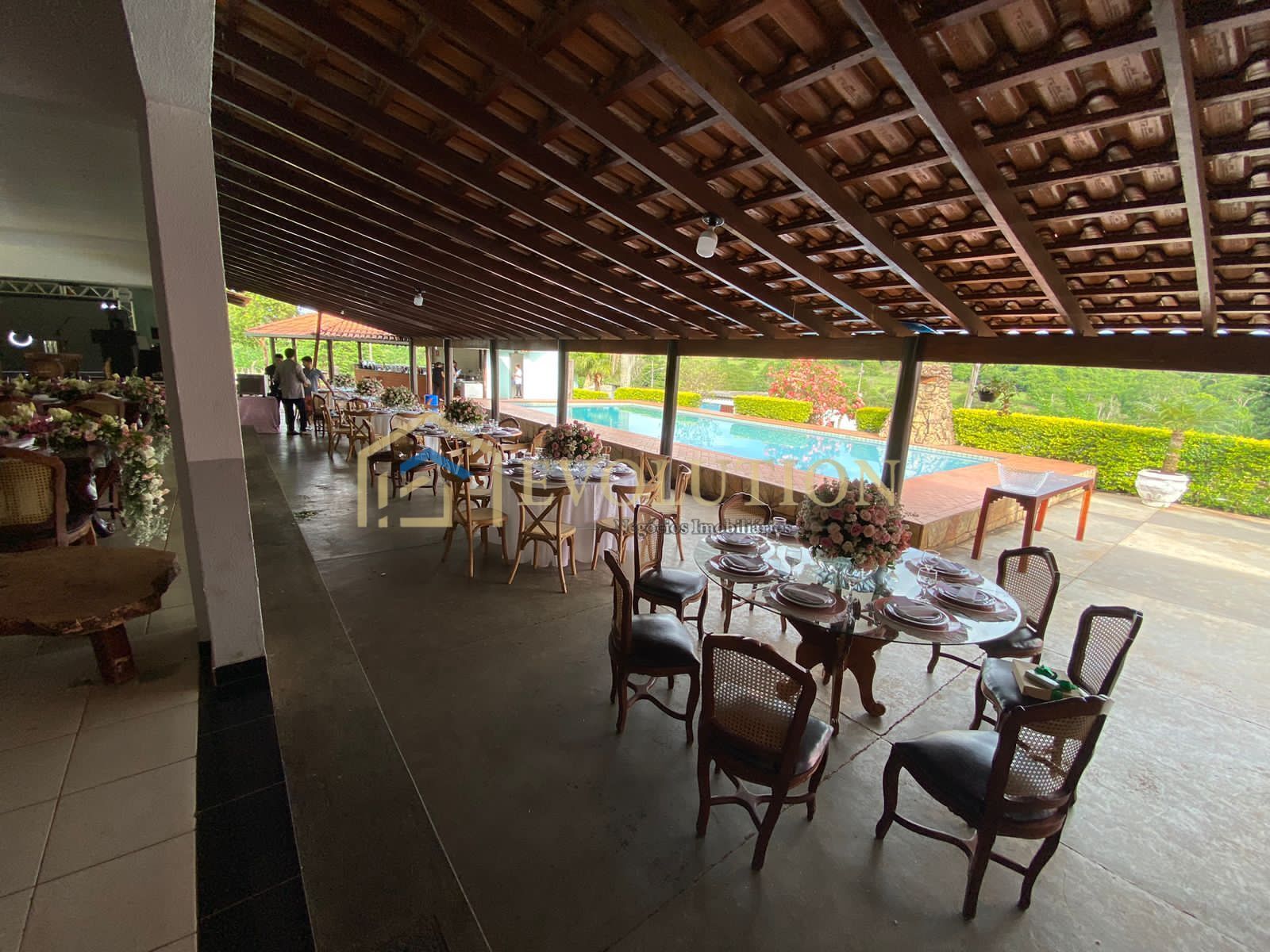 Chácara à venda com 15 quartos, 5m² - Foto 32