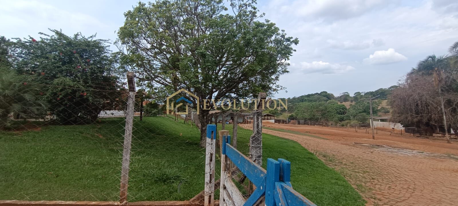 Chácara à venda com 15 quartos, 5m² - Foto 12