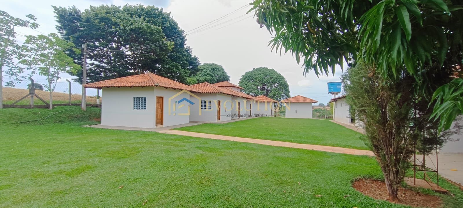 Chácara à venda com 15 quartos, 5m² - Foto 18