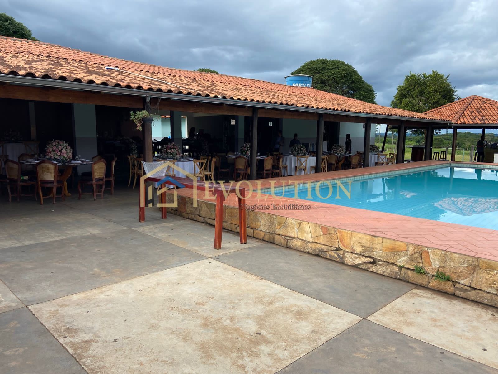 Chácara à venda com 15 quartos, 5m² - Foto 29