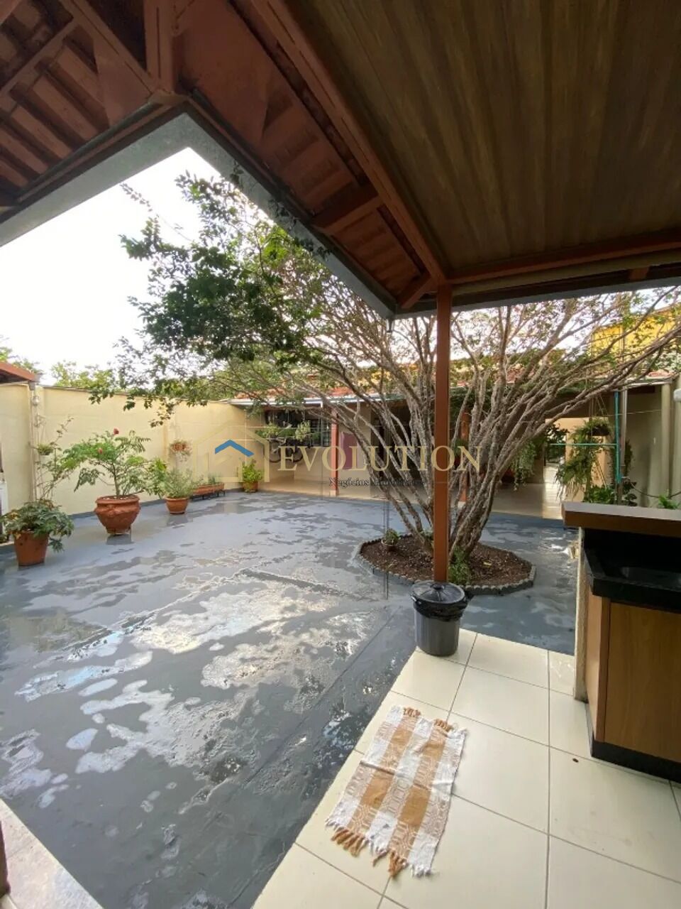 Casa à venda com 2 quartos, 230m² - Foto 8
