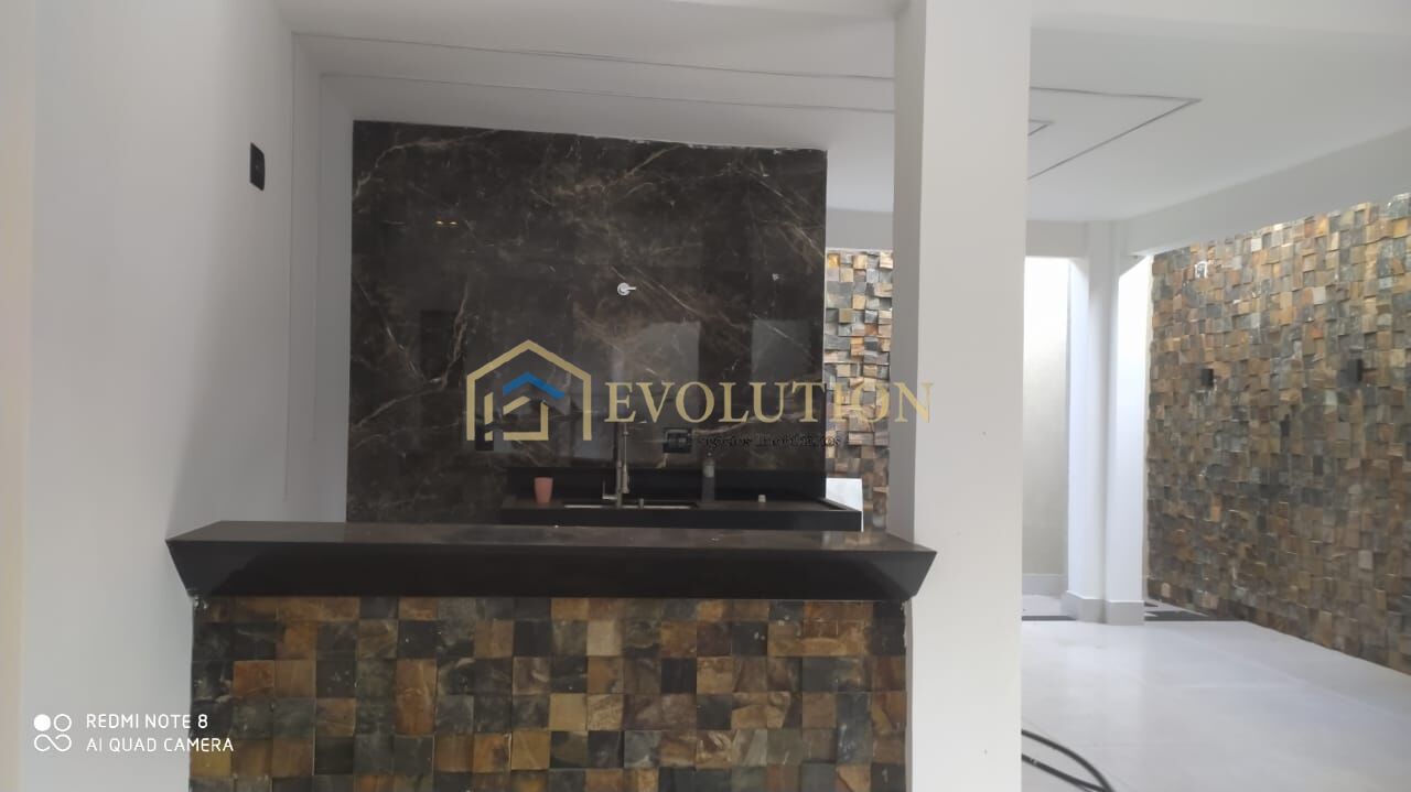 Casa à venda com 3 quartos, 226m² - Foto 13