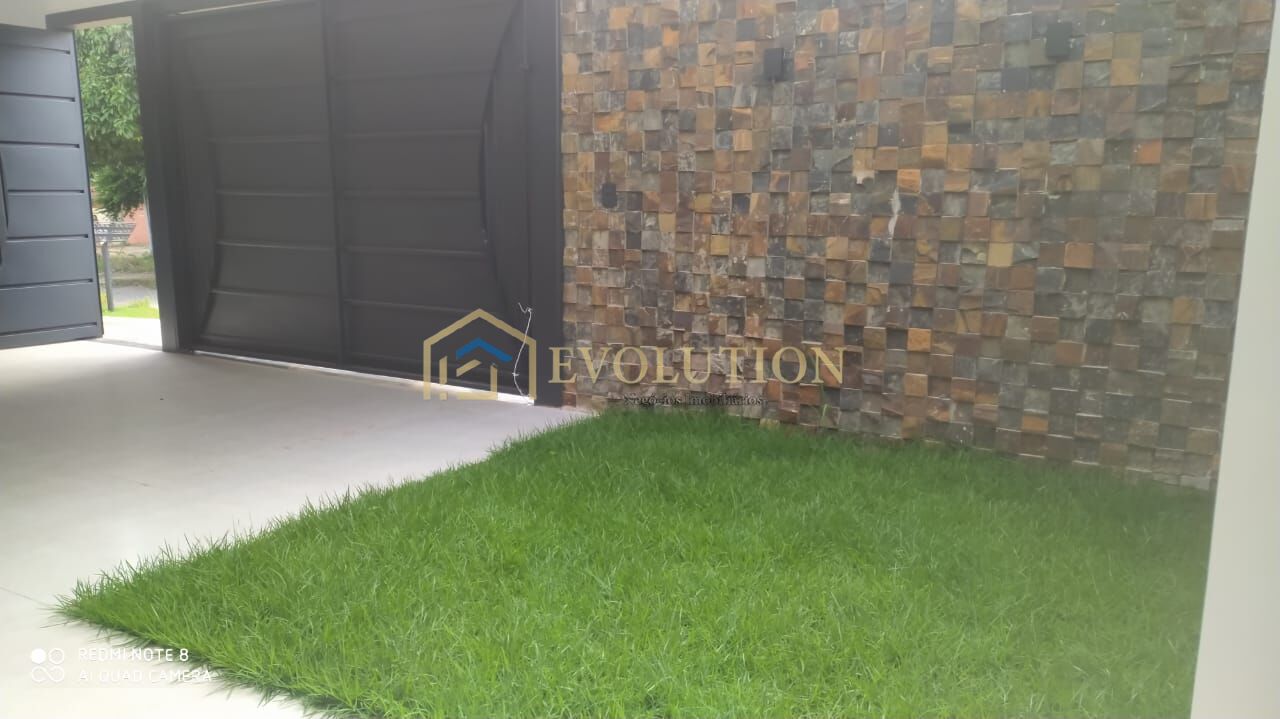 Casa à venda com 3 quartos, 226m² - Foto 14