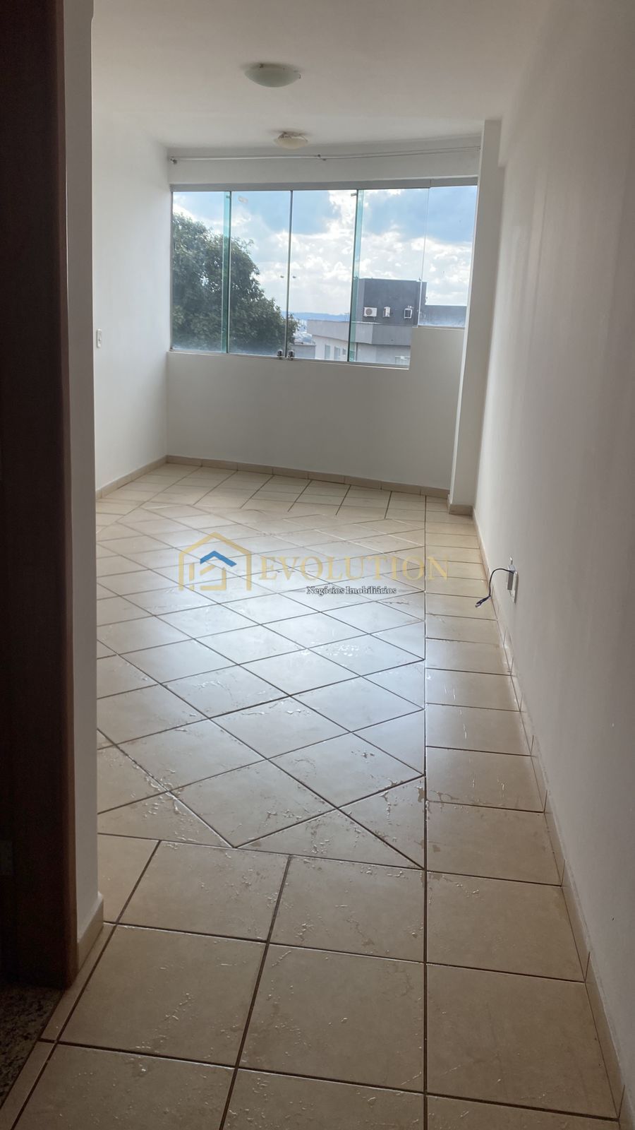 Apartamento para alugar com 3 quartos, 76m² - Foto 5