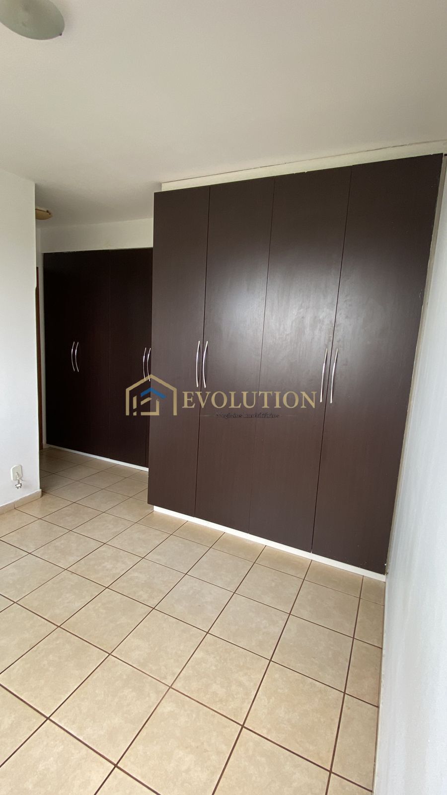 Apartamento para alugar com 3 quartos, 76m² - Foto 7