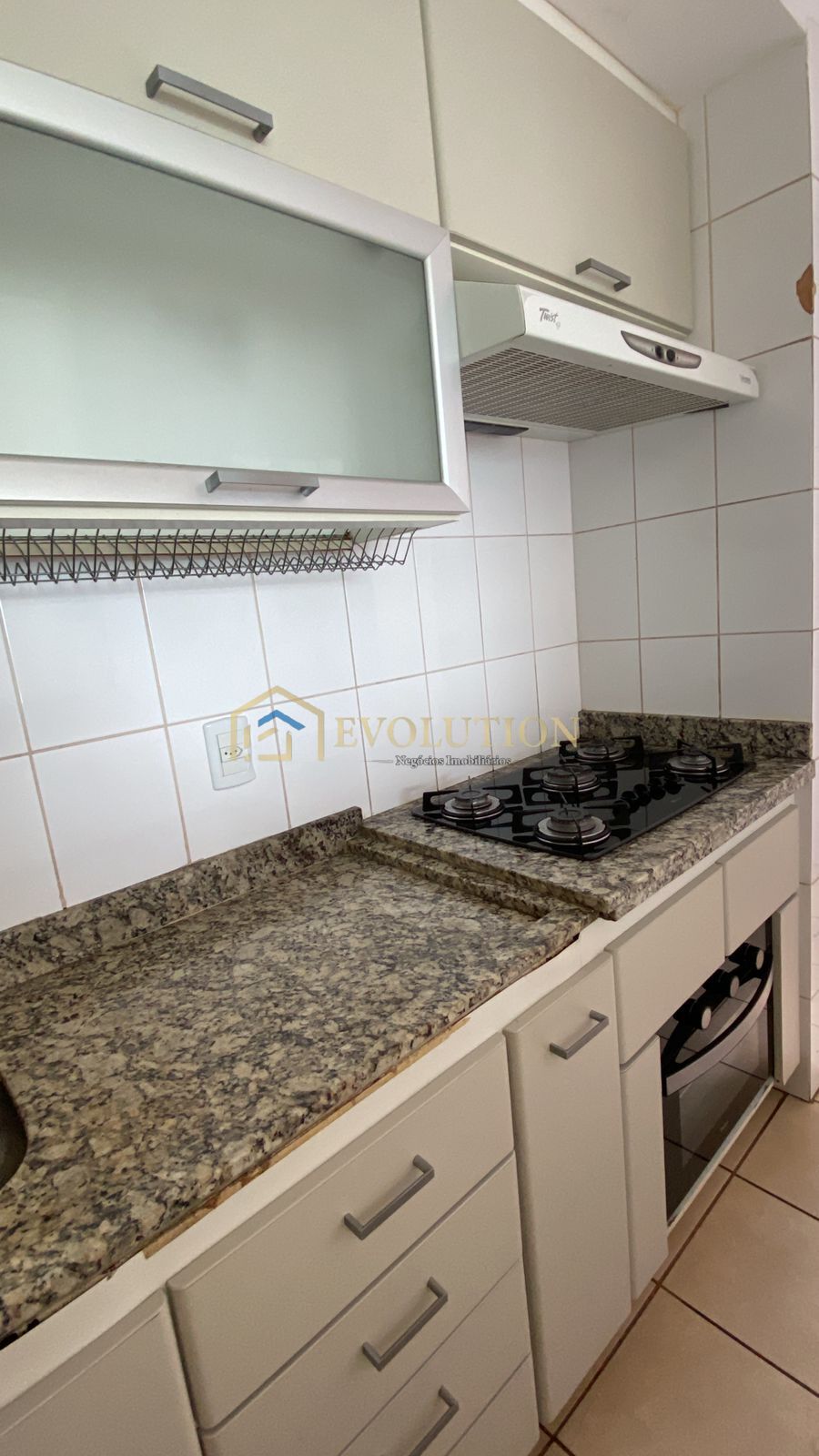 Apartamento para alugar com 3 quartos, 76m² - Foto 3