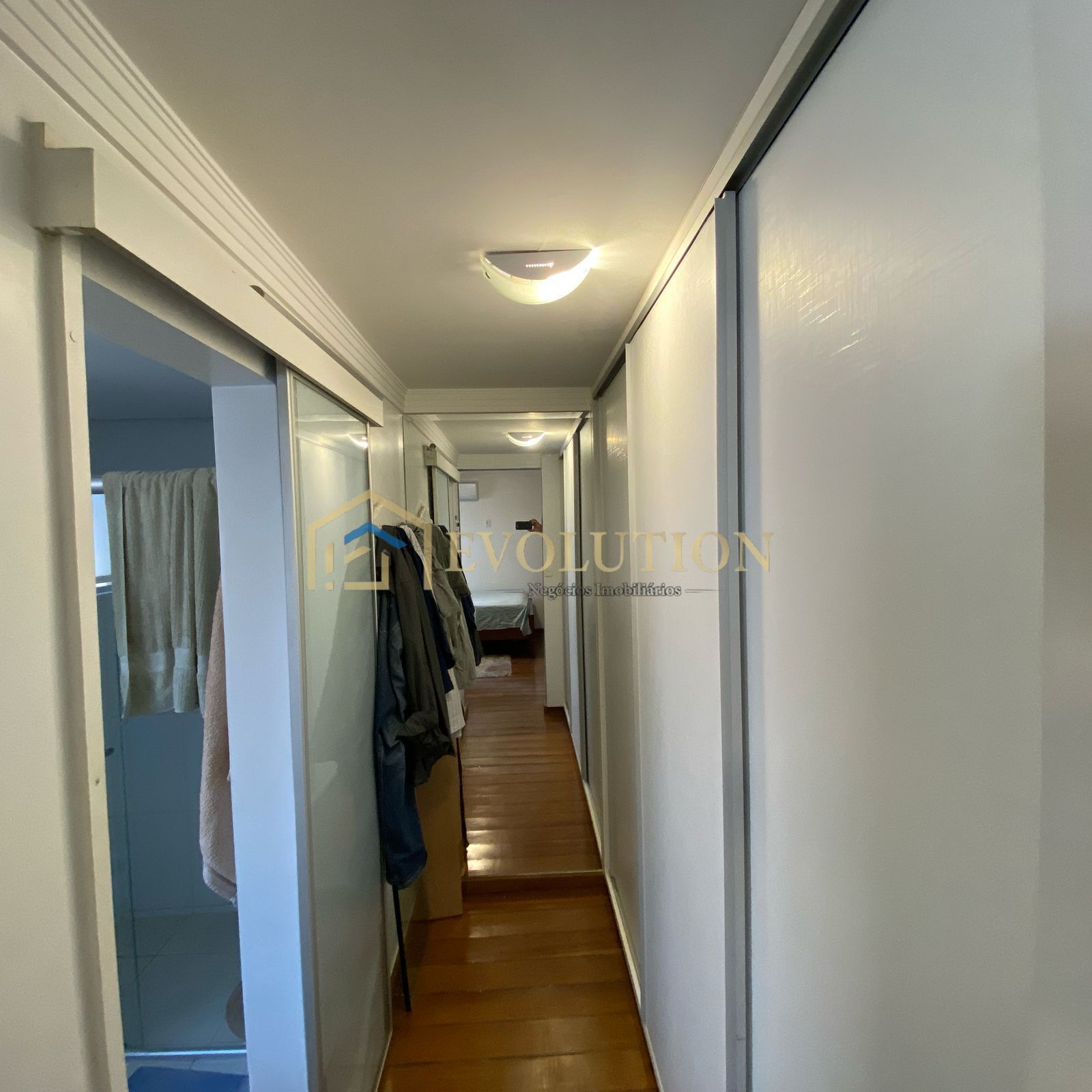 Apartamento à venda com 3 quartos, 133m² - Foto 10