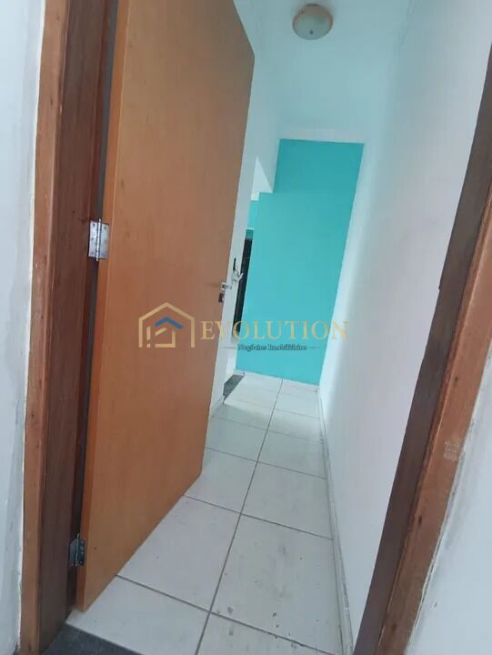 Casa à venda com 2 quartos, 57m² - Foto 9