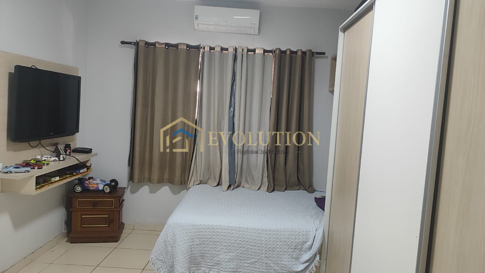 Casa à venda com 3 quartos, 176m² - Foto 13