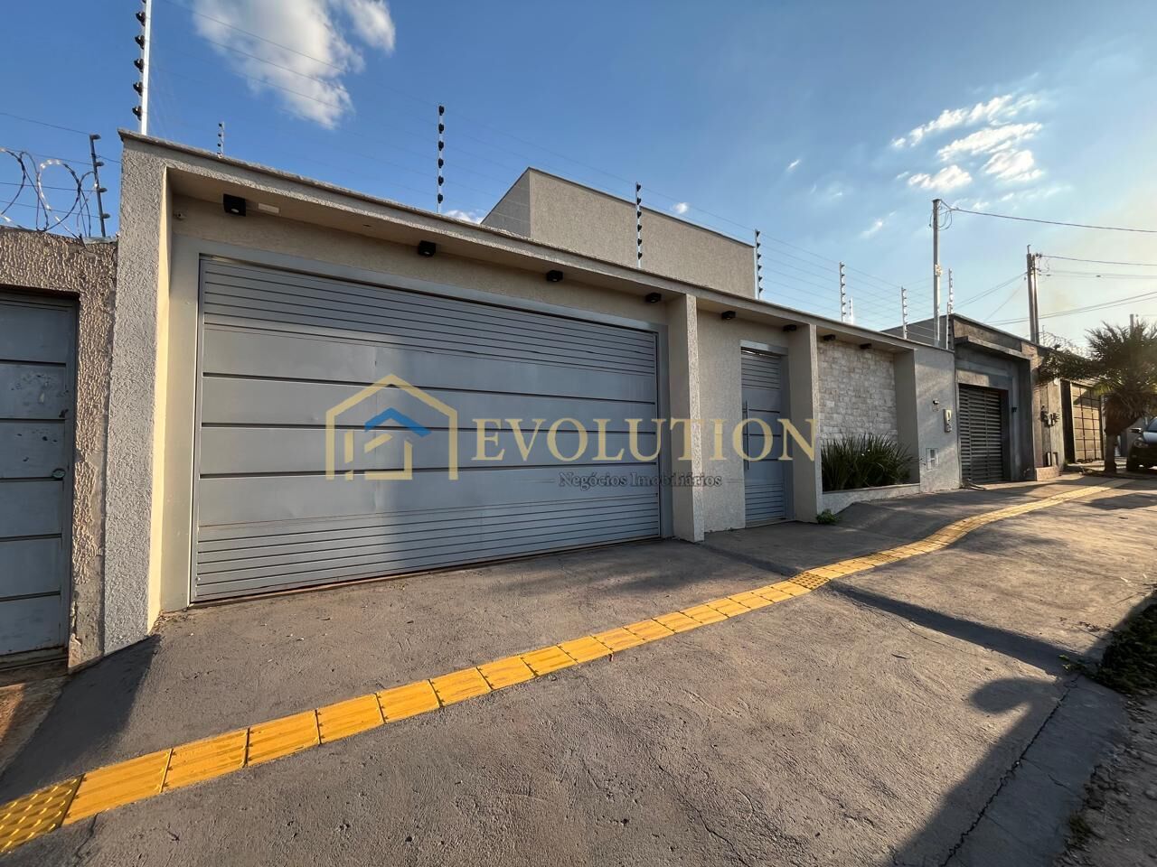 Casa à venda com 3 quartos, 186m² - Foto 26
