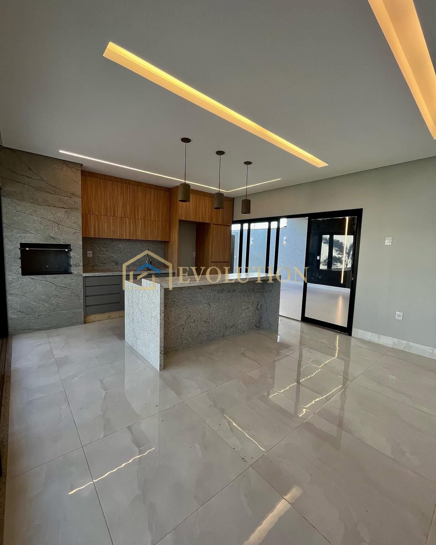 Casa à venda com 3 quartos, 177m² - Foto 12