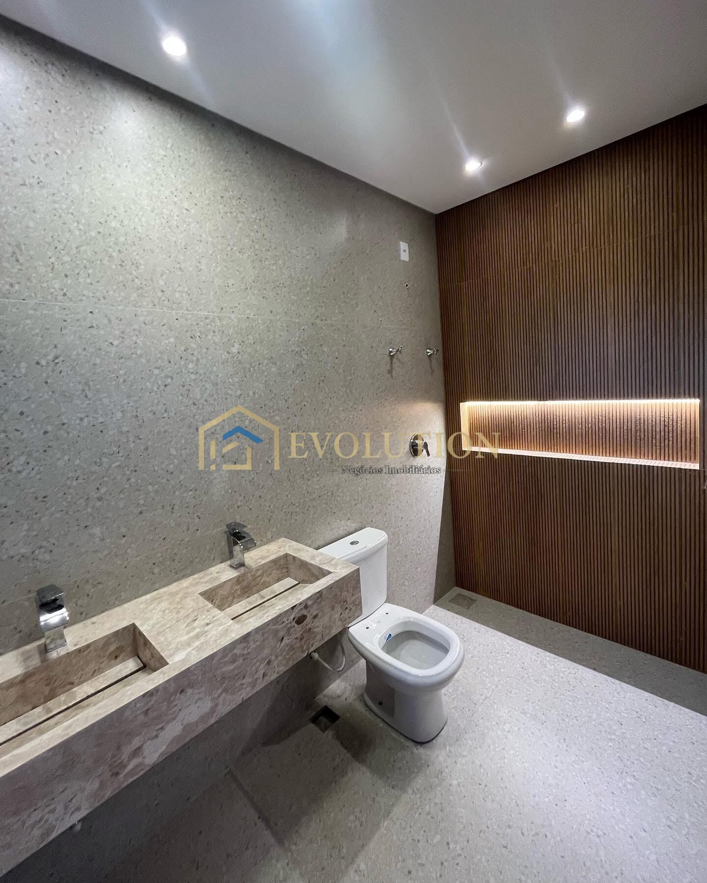 Casa à venda com 3 quartos, 177m² - Foto 14