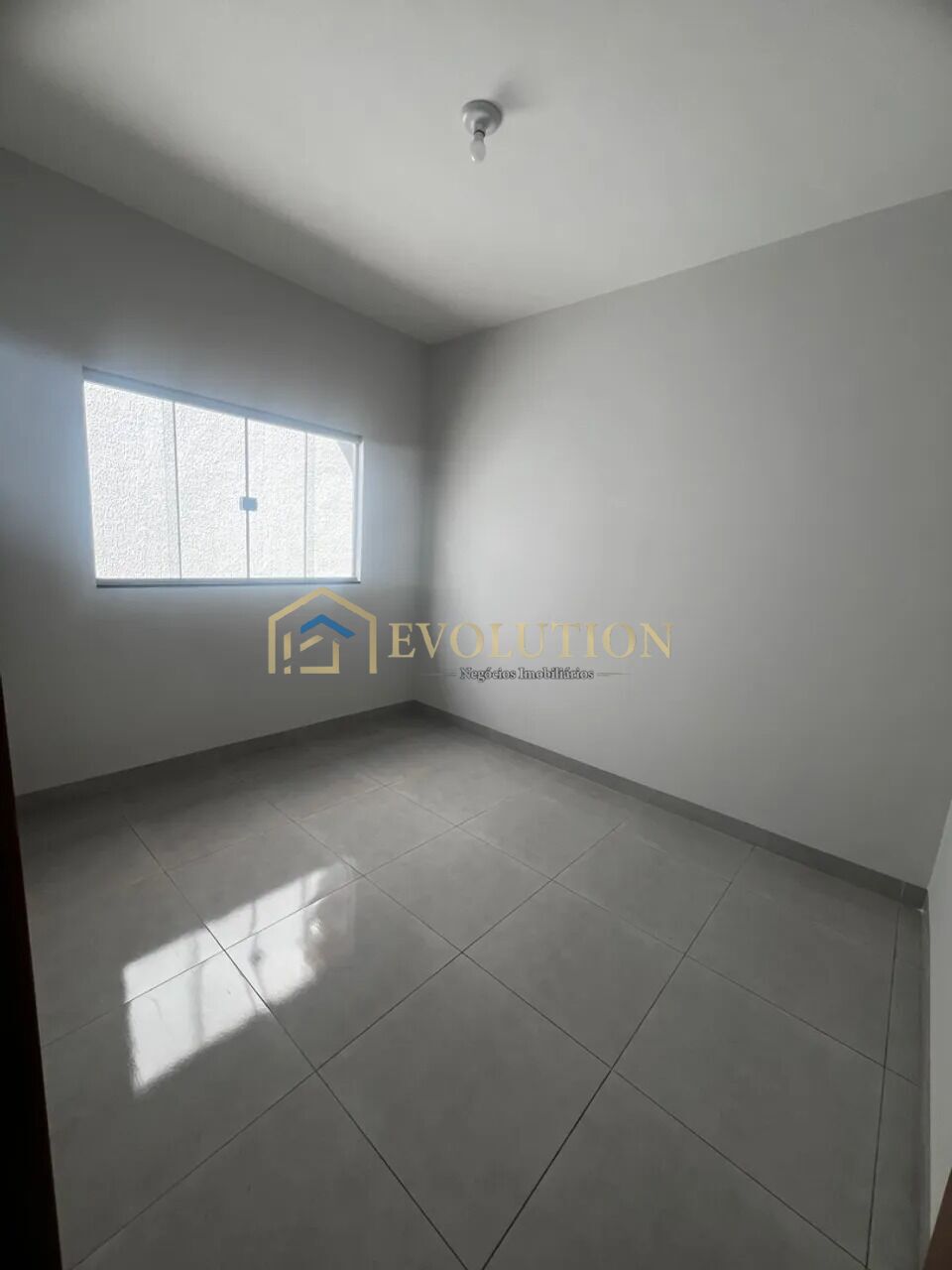 Casa à venda com 2 quartos, 84m² - Foto 9