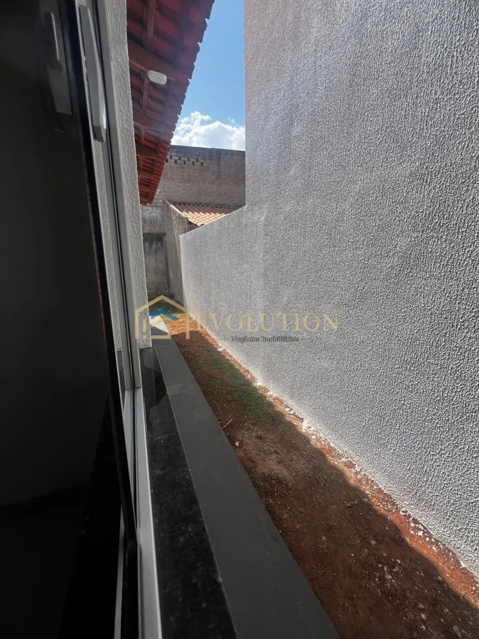 Casa à venda com 2 quartos, 84m² - Foto 8