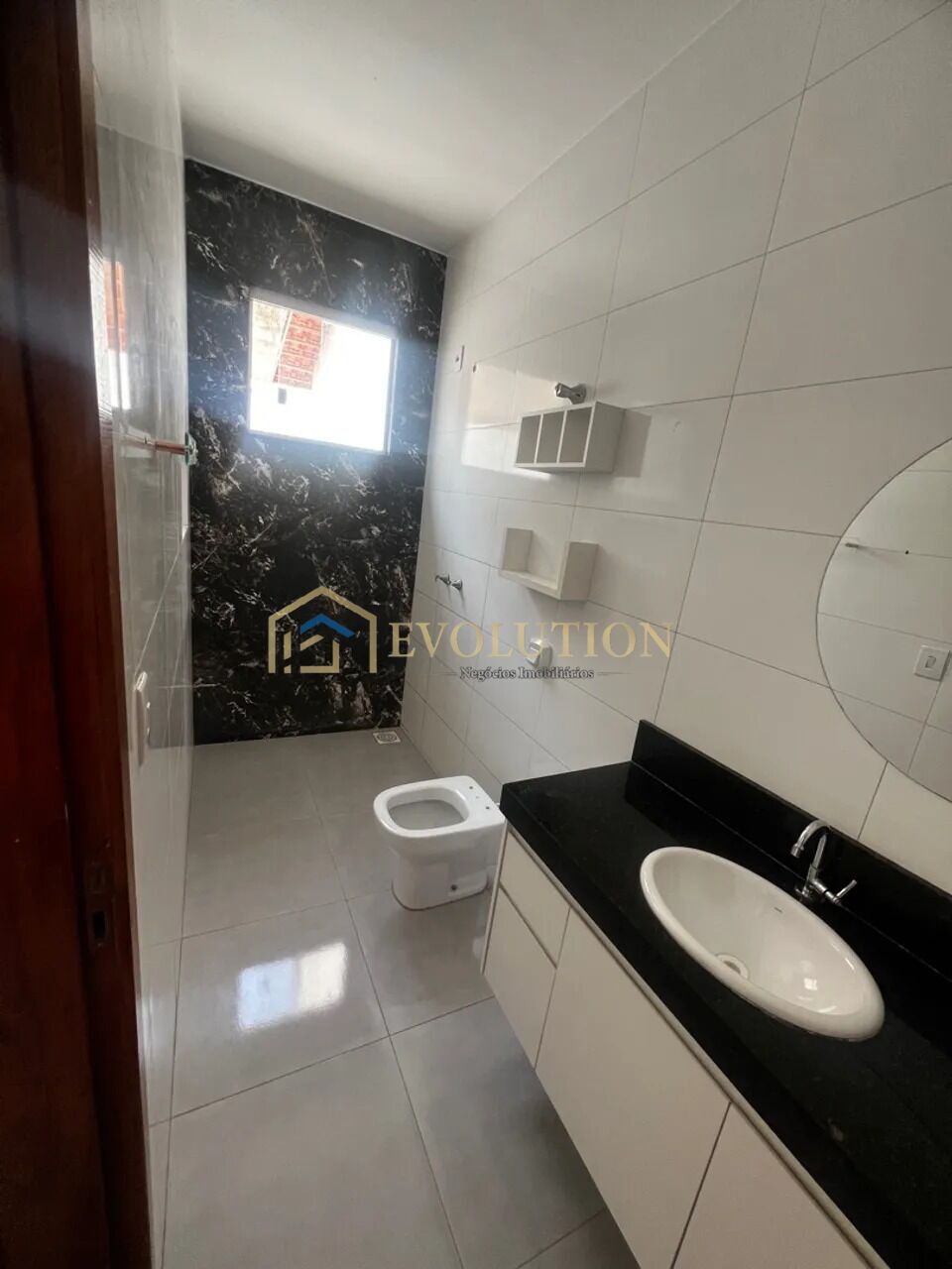Casa à venda com 2 quartos, 84m² - Foto 7