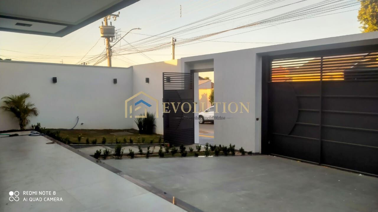 Casa à venda com 4 quartos, 380m² - Foto 9