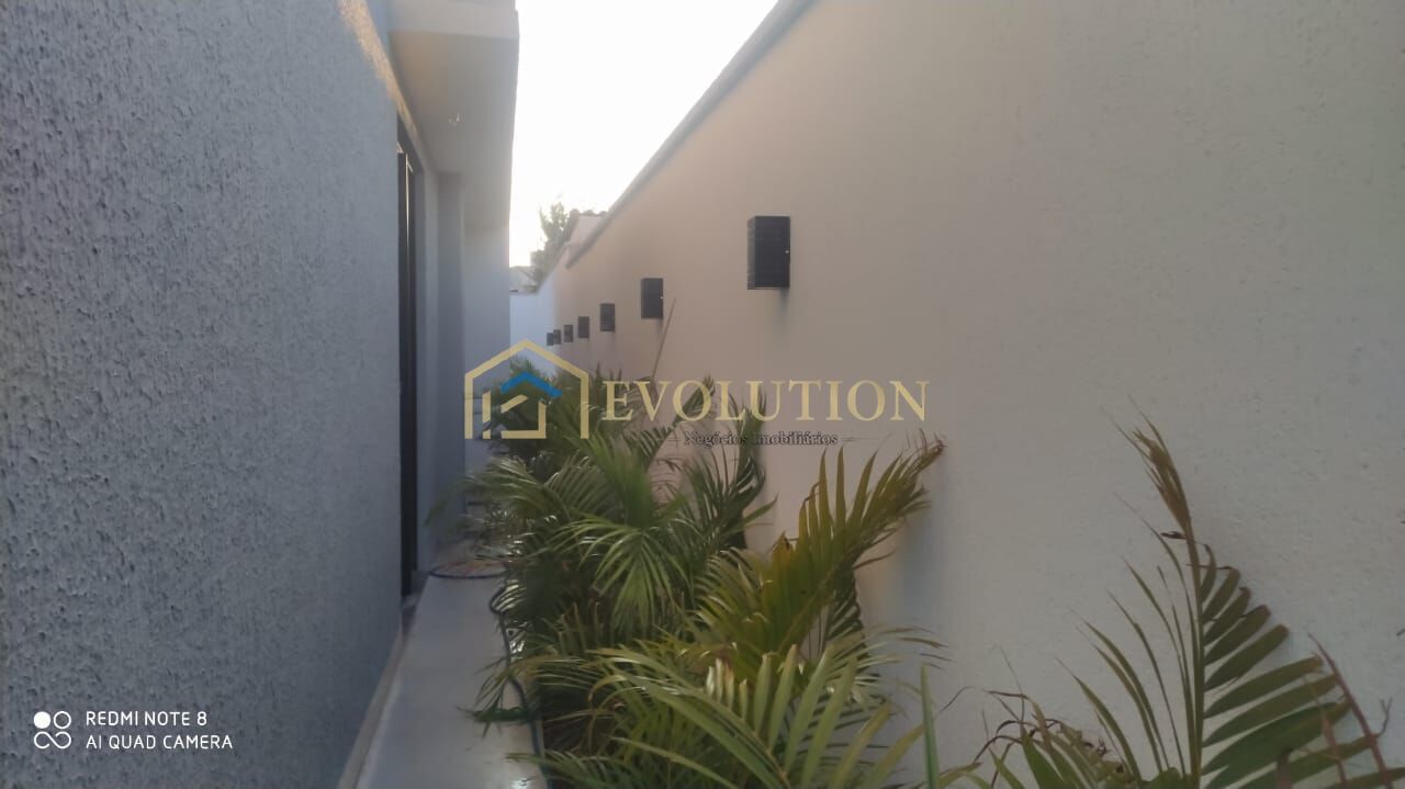 Casa à venda com 4 quartos, 380m² - Foto 6