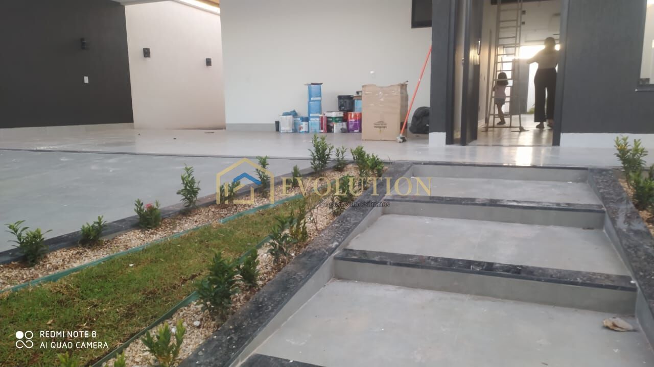 Casa à venda com 4 quartos, 380m² - Foto 10