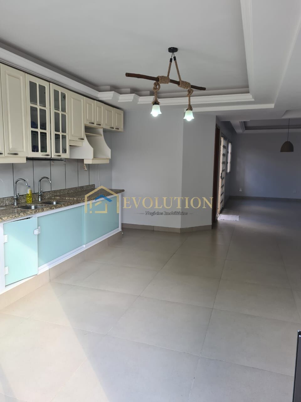 Sobrado para alugar com 4 quartos, 160m² - Foto 6