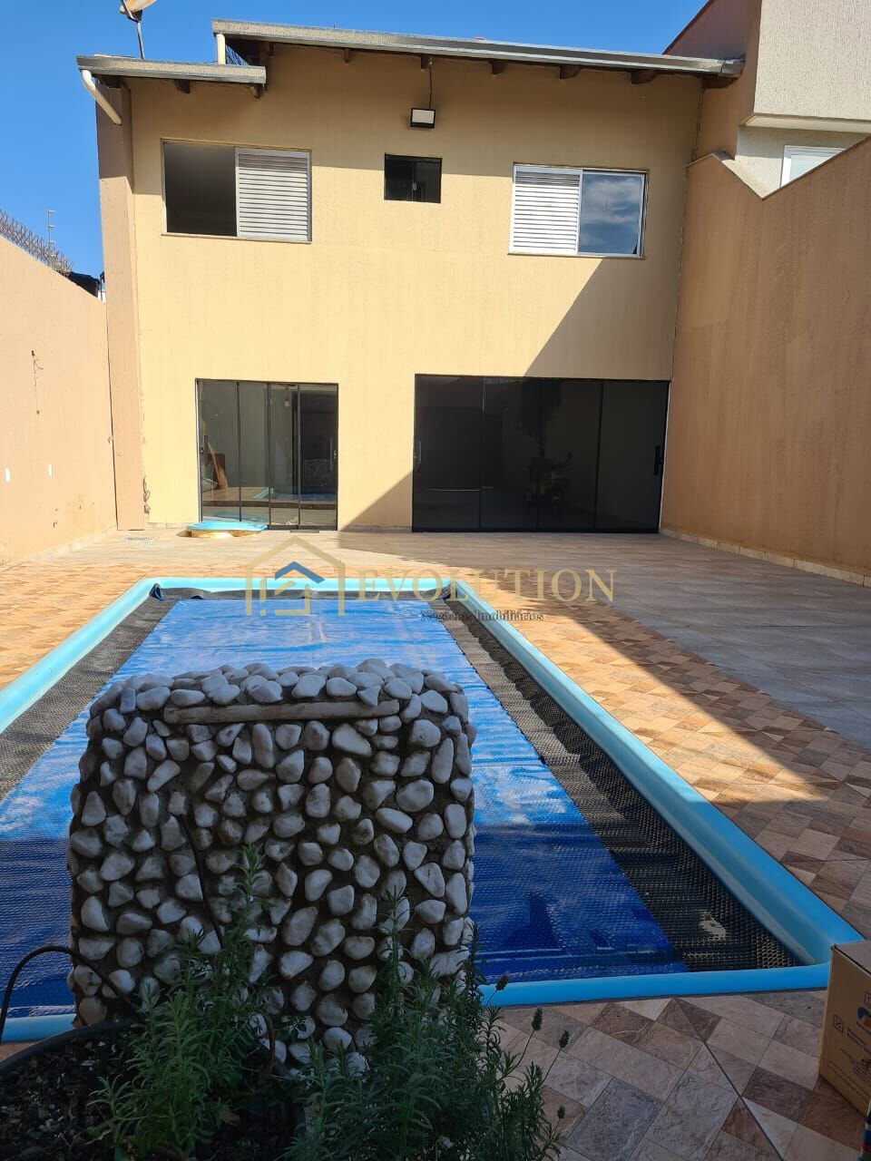 Sobrado para alugar com 4 quartos, 160m² - Foto 1