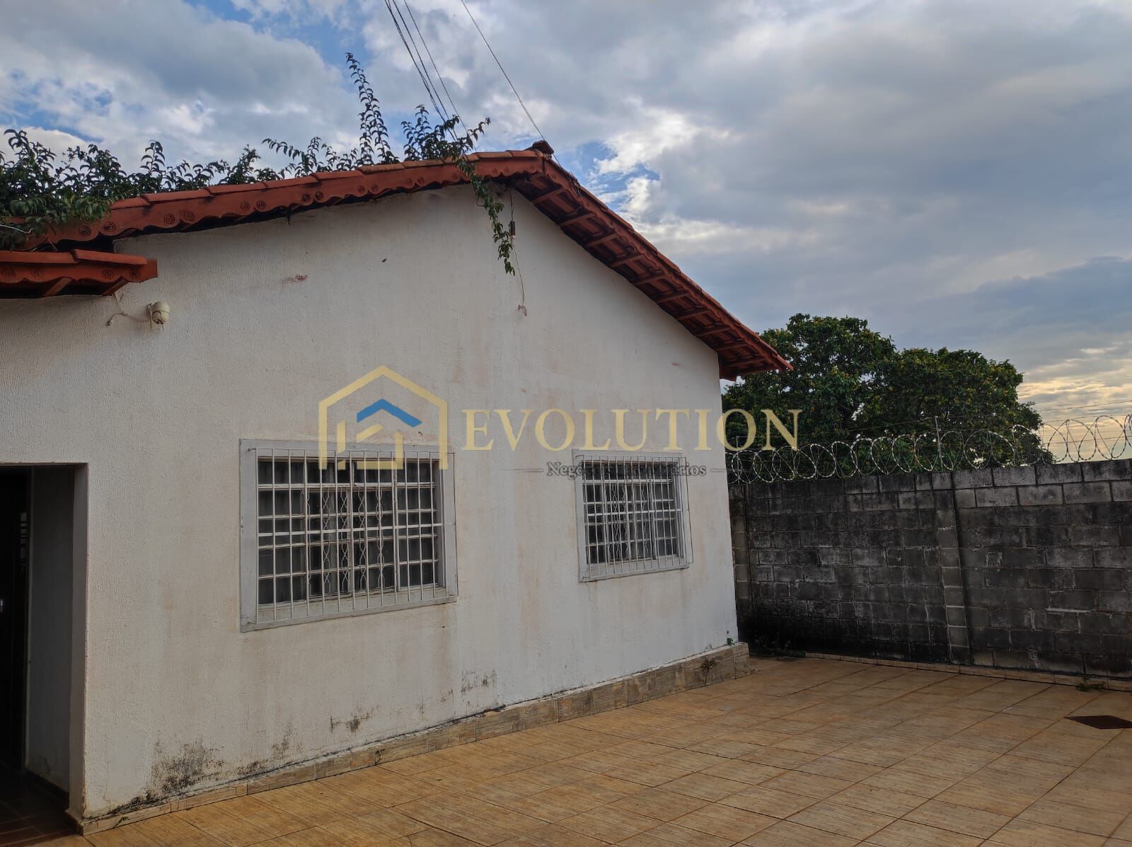 Casa à venda com 4 quartos, 200m² - Foto 8