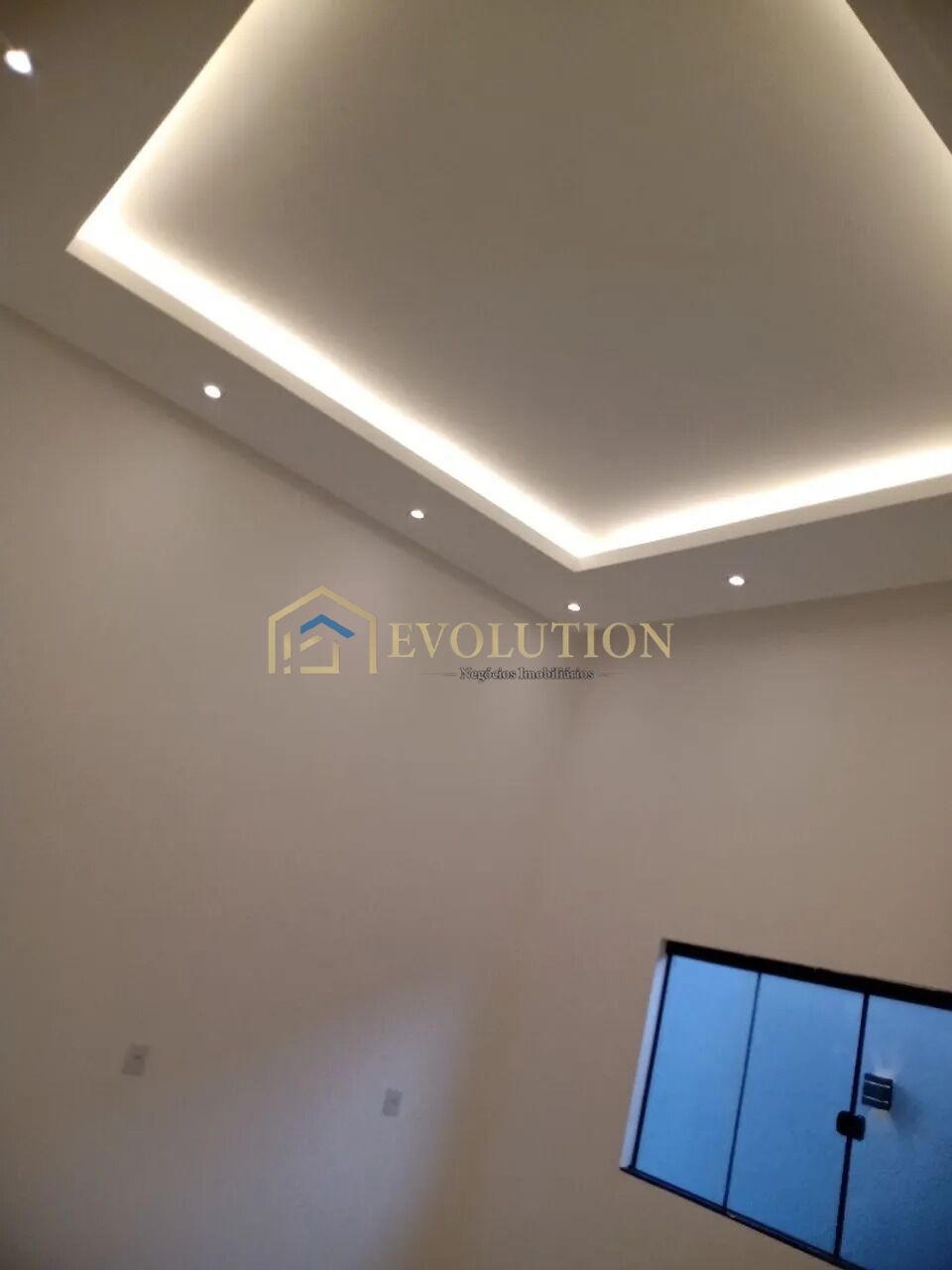 Casa à venda com 3 quartos, 144m² - Foto 14