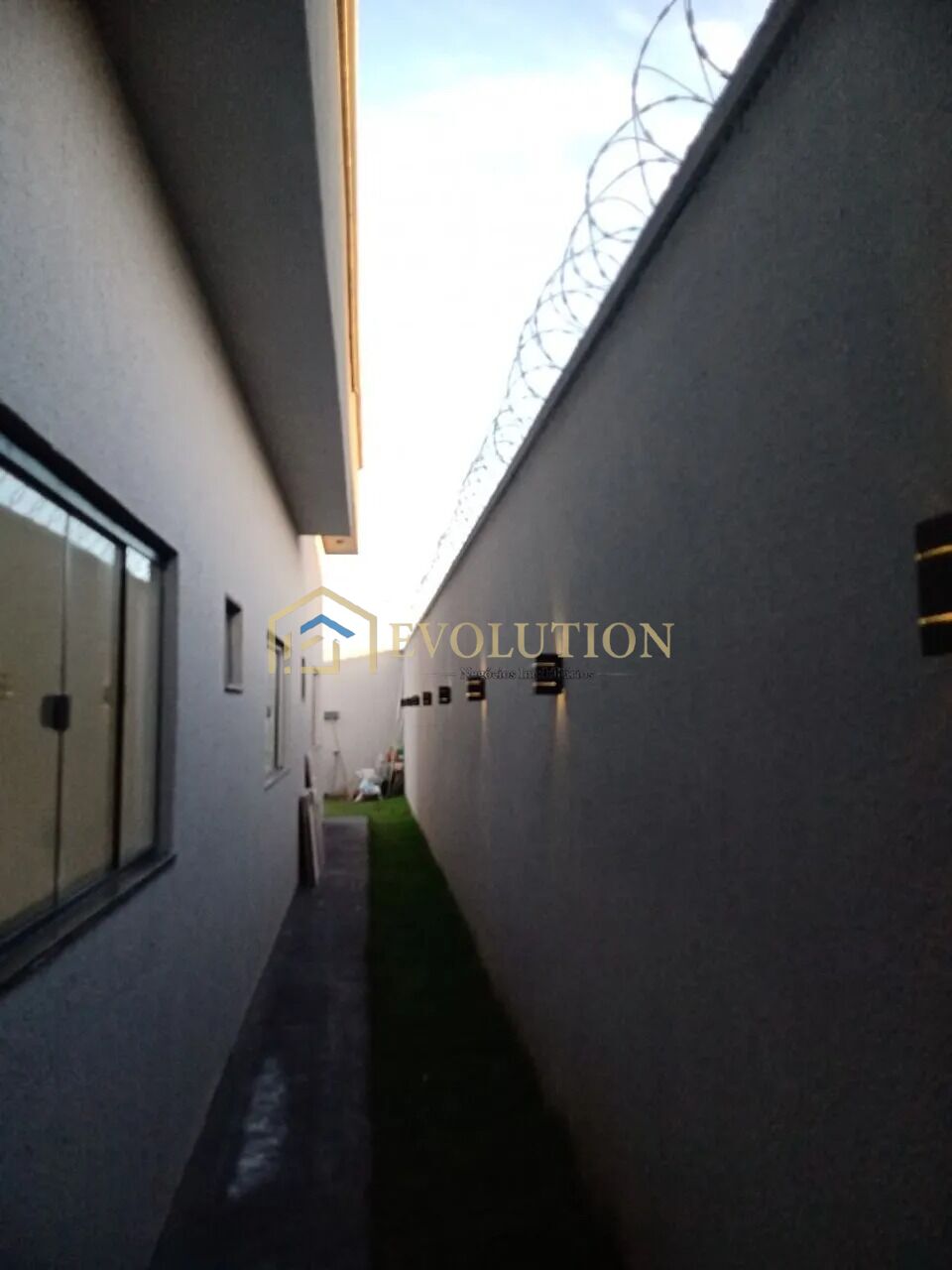 Casa à venda com 3 quartos, 144m² - Foto 7