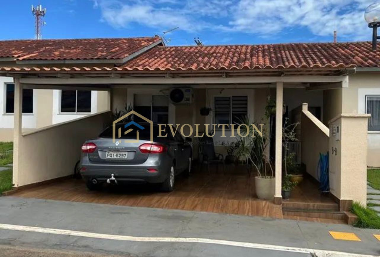 Casa à venda com 3 quartos, 130m² - Foto 1