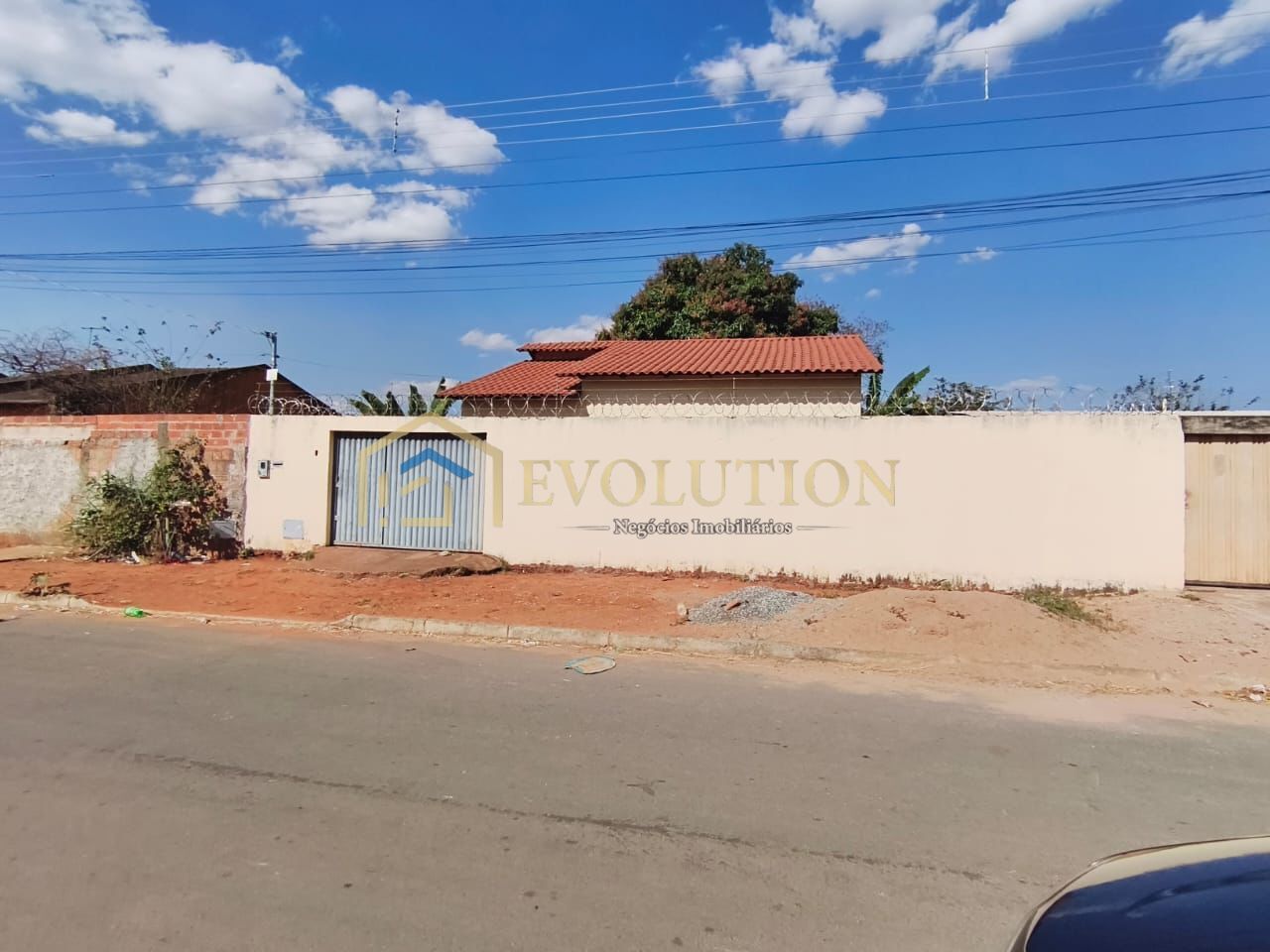 Casa, 3 quartos, 90 m² - Foto 1