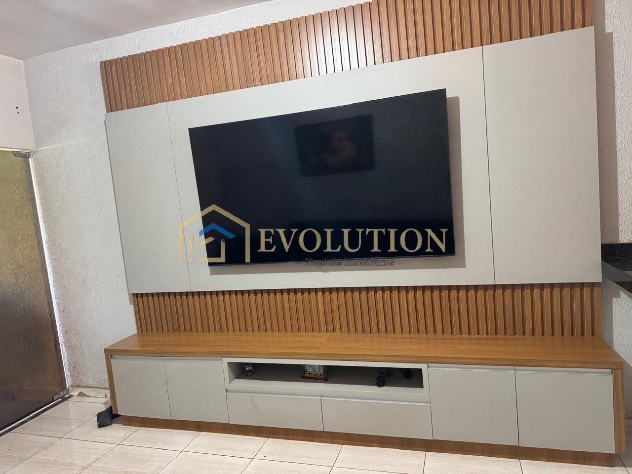 Casa à venda com 2 quartos, 300m² - Foto 4