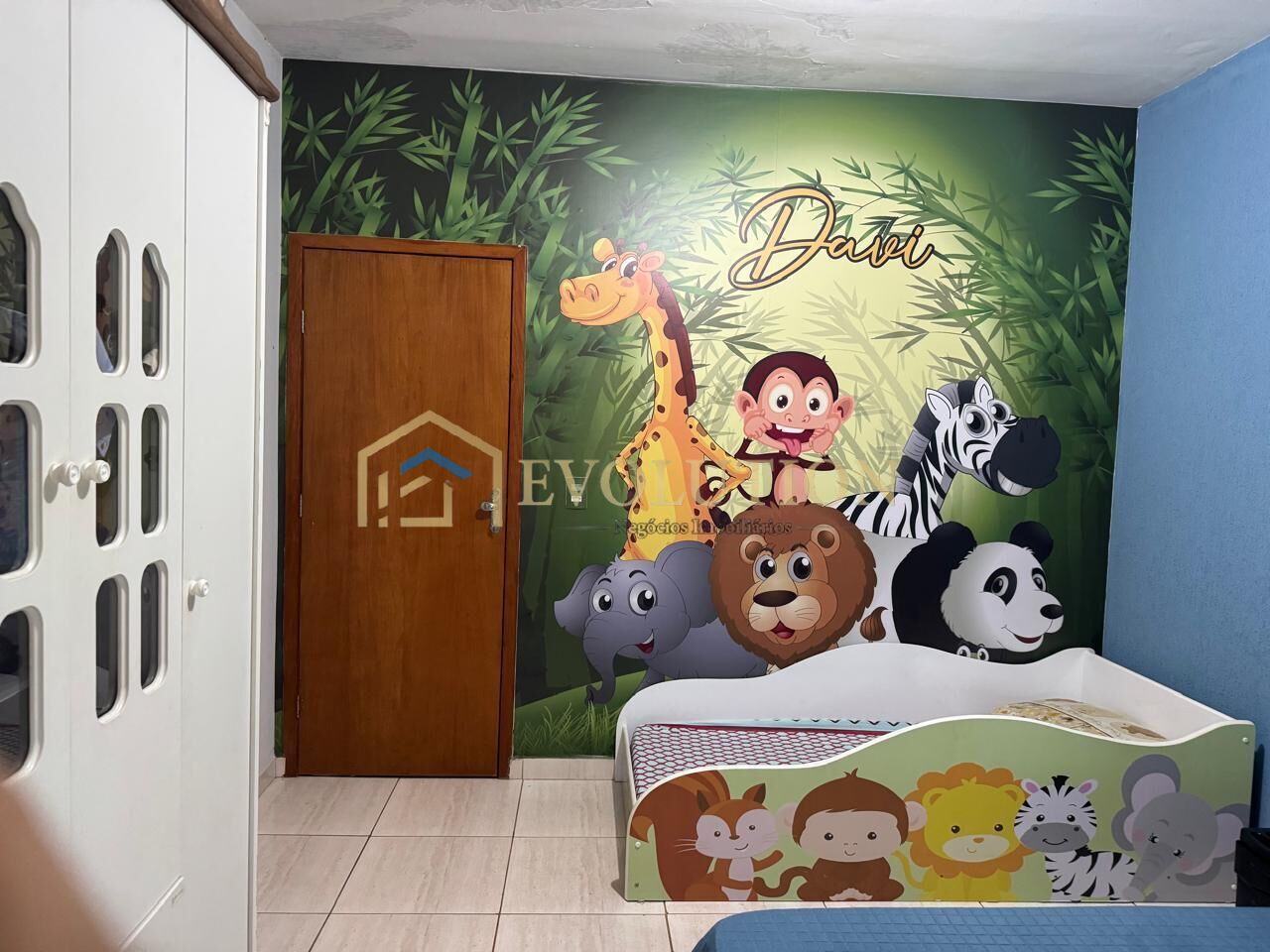 Casa à venda com 2 quartos, 300m² - Foto 7