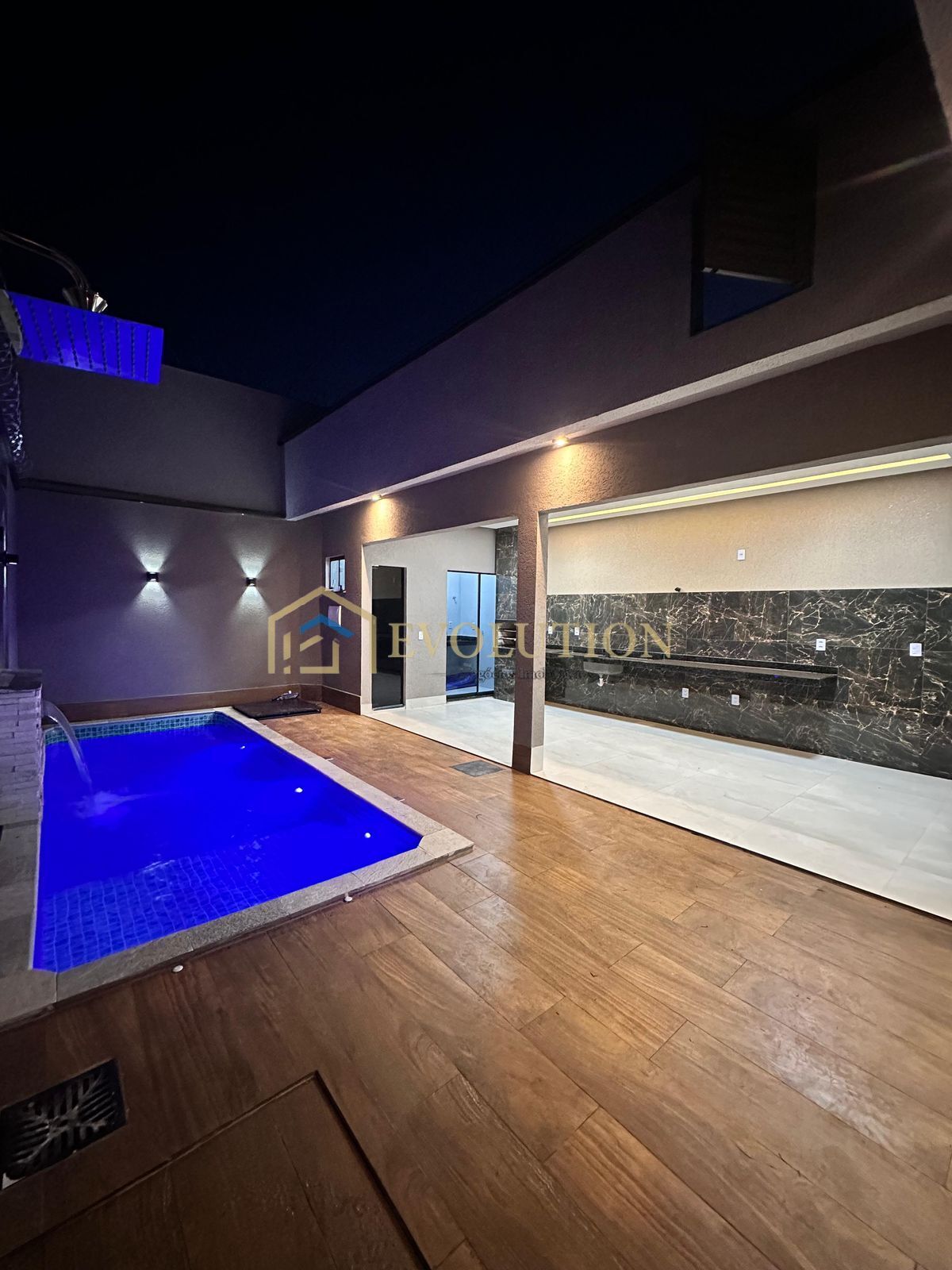 Casa à venda com 3 quartos, 150m² - Foto 16