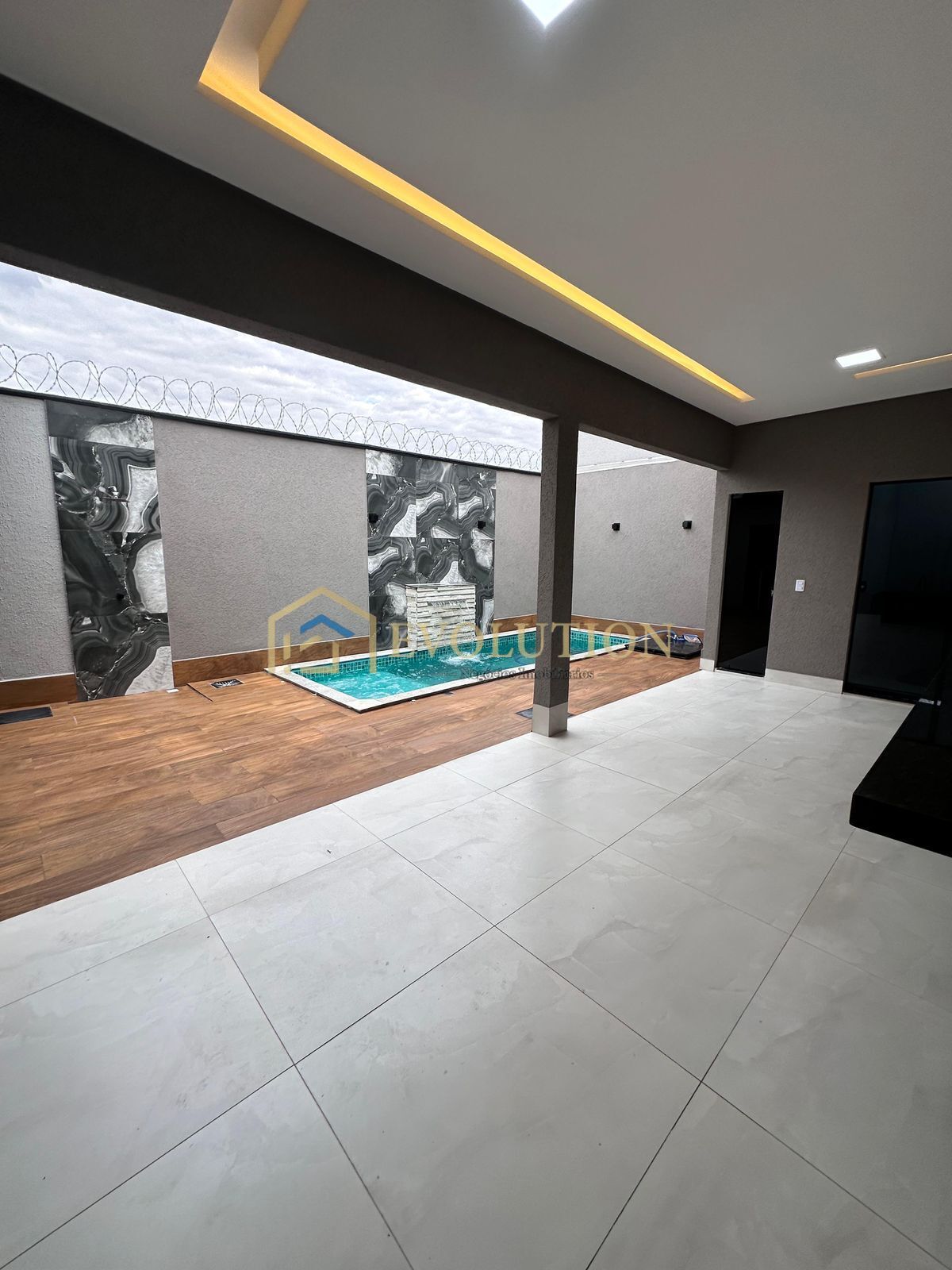 Casa à venda com 3 quartos, 150m² - Foto 19