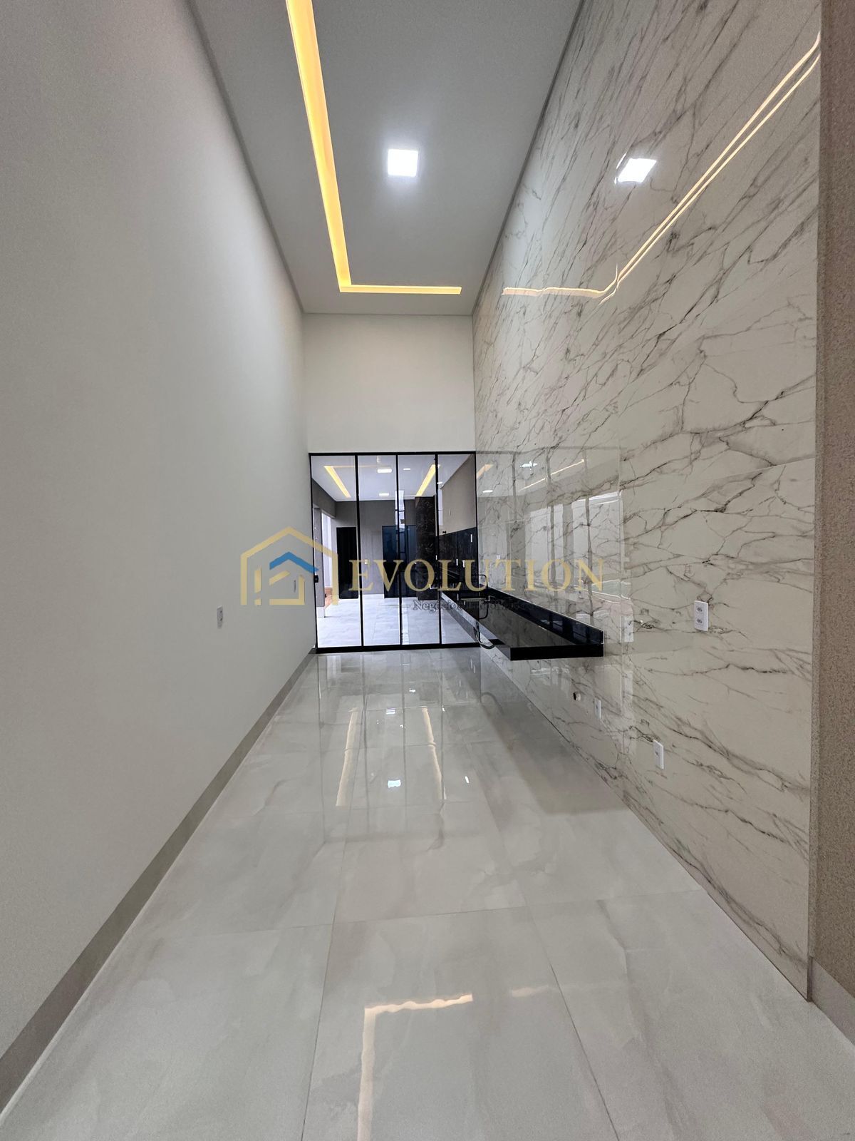 Casa à venda com 3 quartos, 150m² - Foto 5