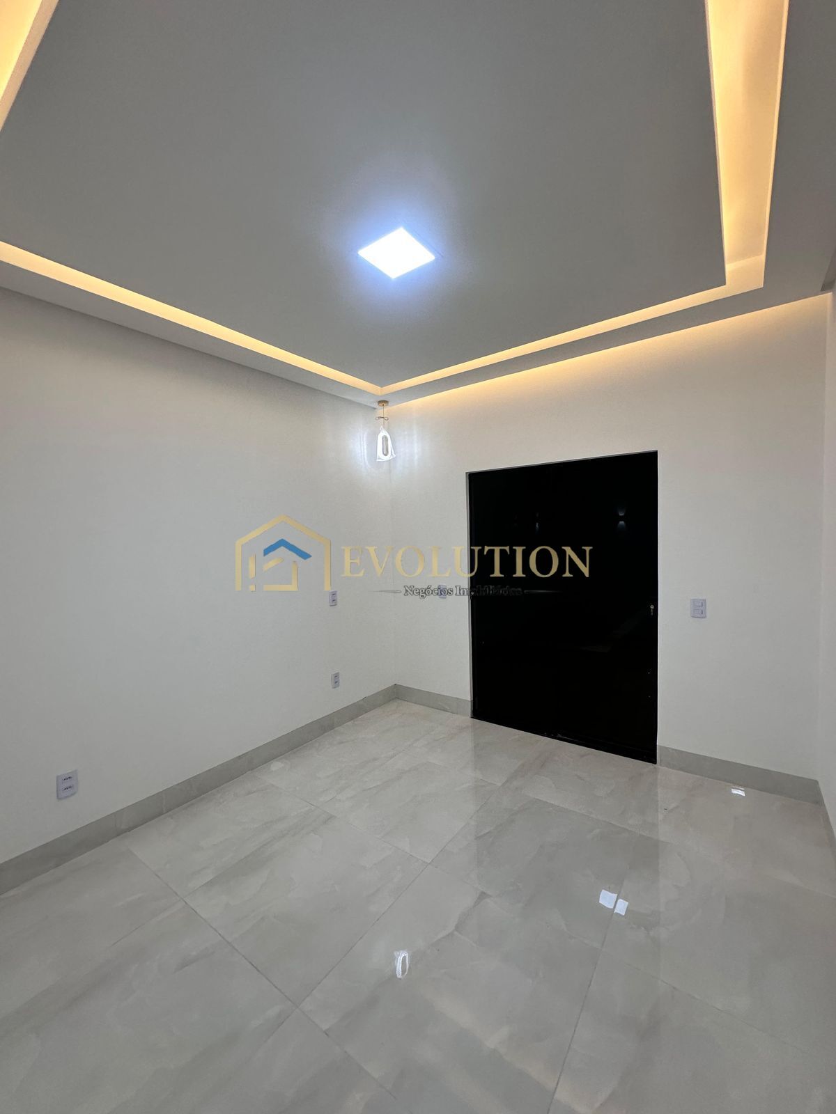 Casa à venda com 3 quartos, 150m² - Foto 11