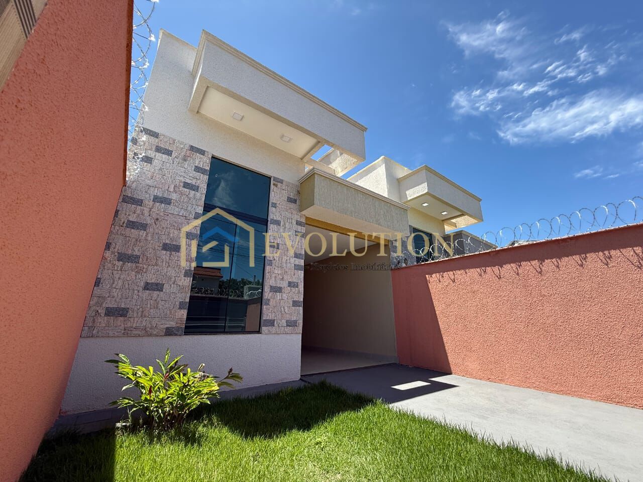 Casa, 3 quartos, 98 m² - Foto 2