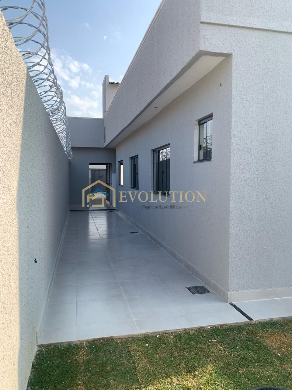 Casa à venda com 3 quartos, 115m² - Foto 14