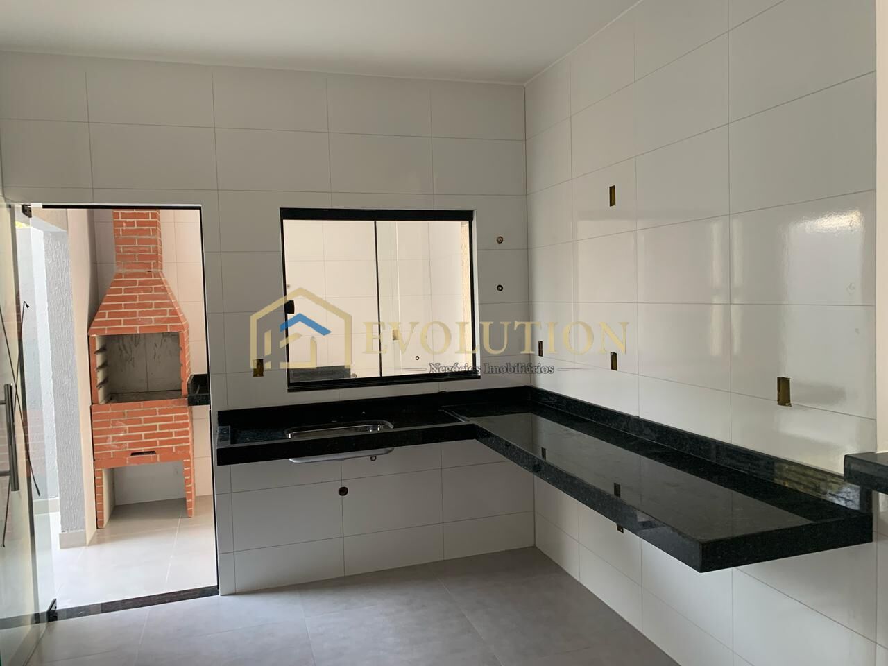 Casa à venda com 3 quartos, 115m² - Foto 3