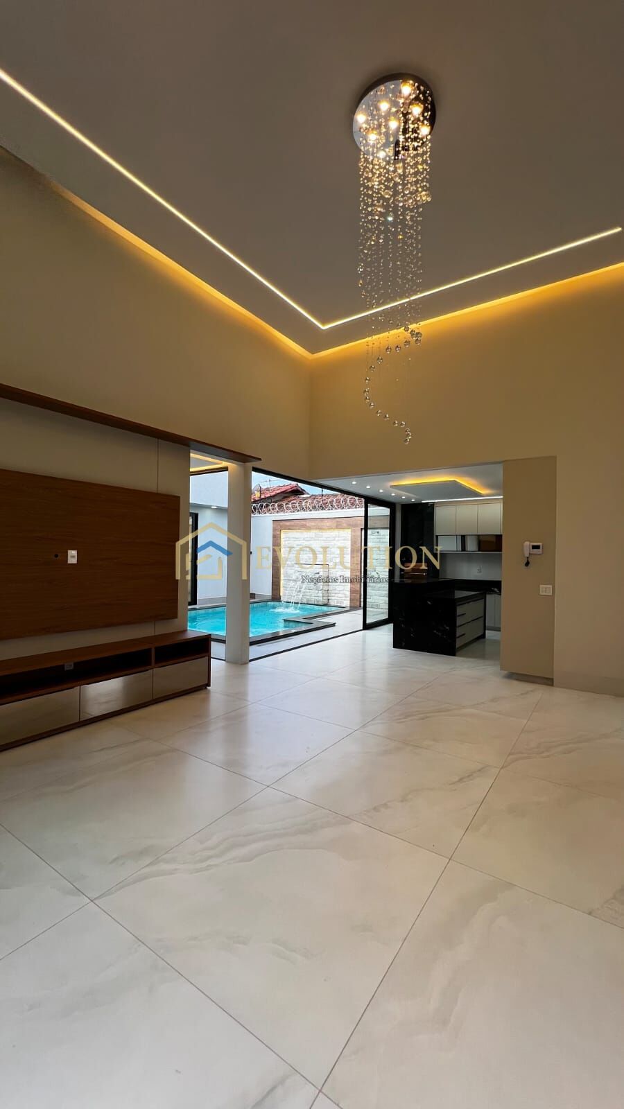 Casa, 4 quartos, 206 m² - Foto 1