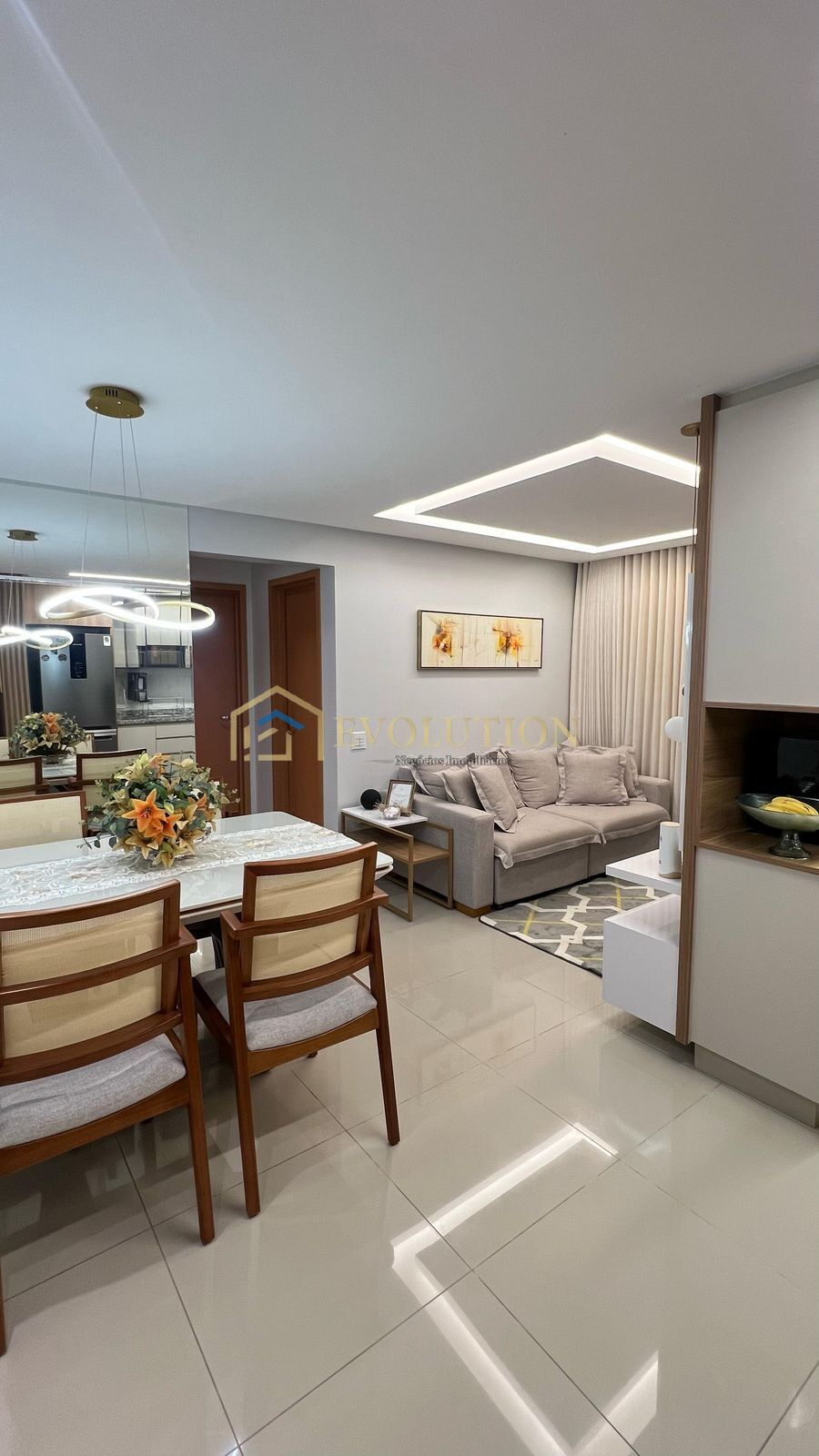 Apartamento à venda com 2 quartos, 64m² - Foto 5