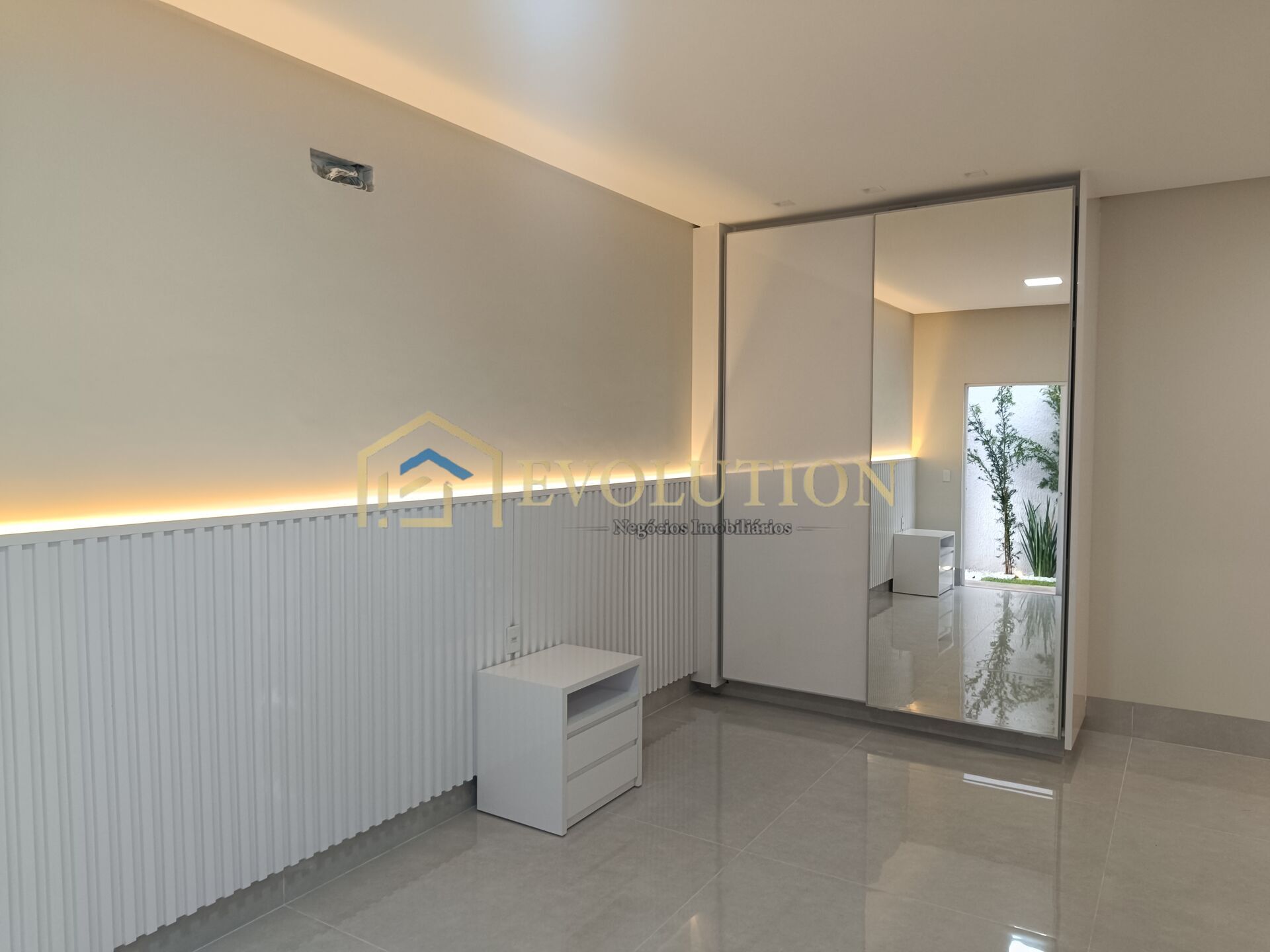 Casa à venda com 3 quartos, 230m² - Foto 12