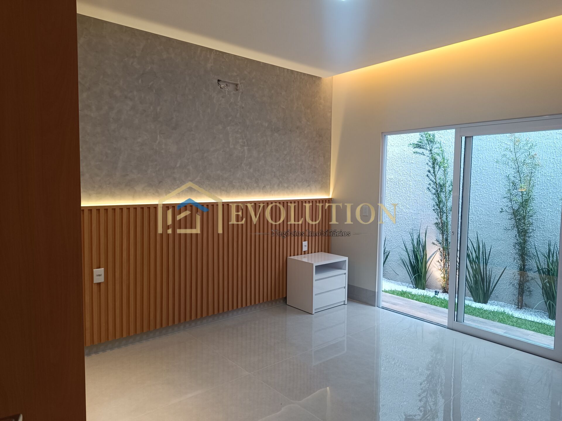 Casa à venda com 3 quartos, 230m² - Foto 11